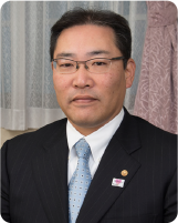 第六代社長・富井 弘之